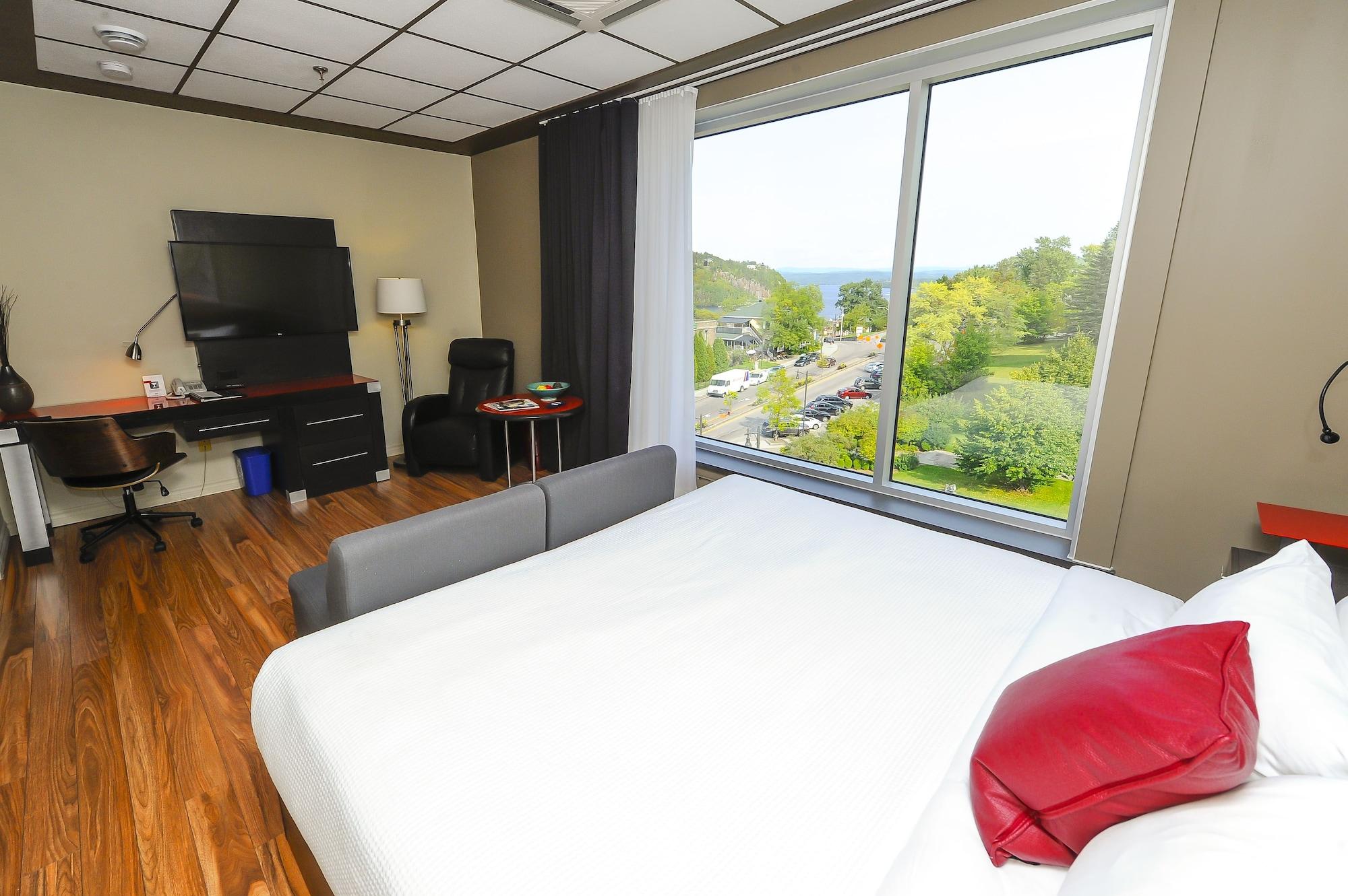Hotel Chicoutimi, Affilie A Hyvi Экстерьер фото
